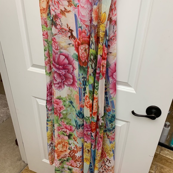 Boutique Floral Maxi Dress - Picture 2 of 6